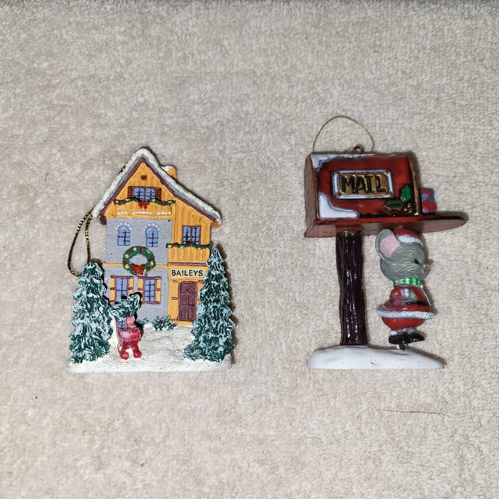 2 VINTAGE CHRISTMAS ORNAMENTS BAILEYS IRISH CREAM 2003+ MOUSE AT MAILBOX XMAS